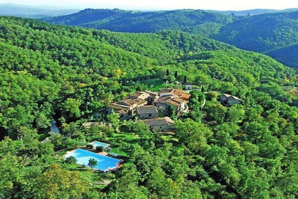 Montefienali Village La Chiocciola Gaiole in Chianti Exterior photo